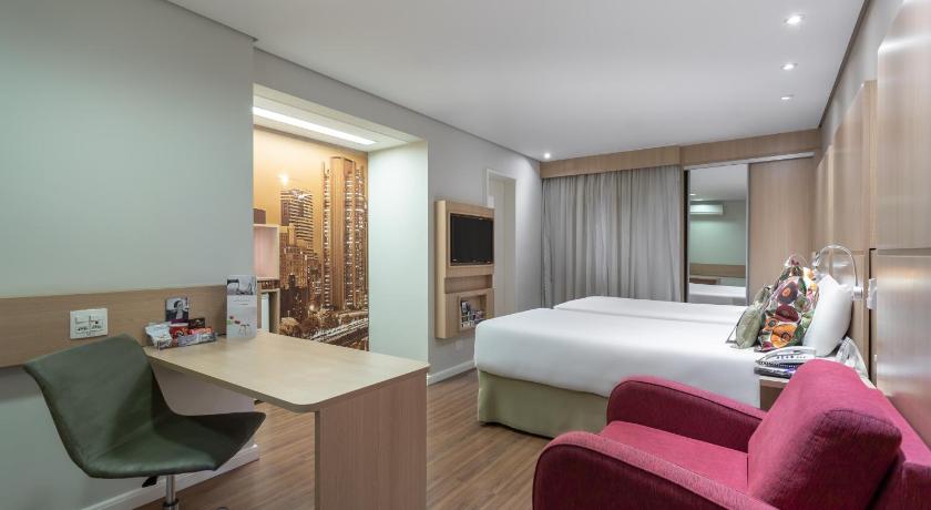 Image of Superior Room With 2 Single Beds 3