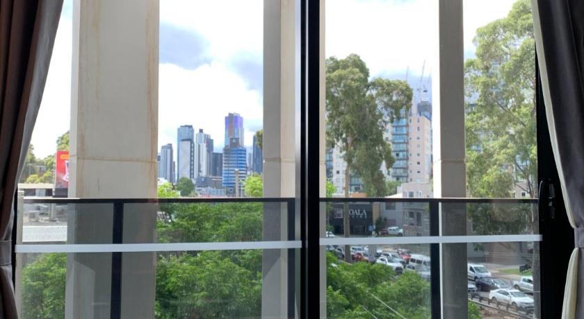 City Edge South Melbourne Apartment Hotel photo