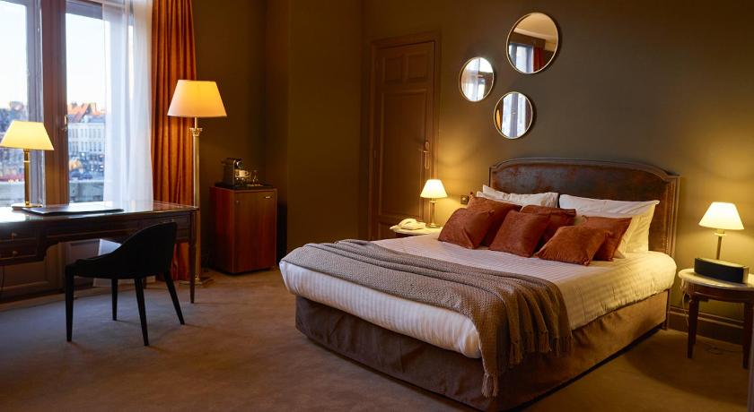 Hotel Carlton