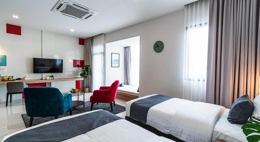 Image of Standard Suite Balcony 1