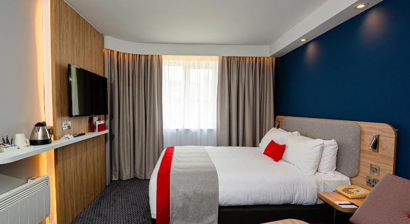 Holiday Inn Express Canterbury