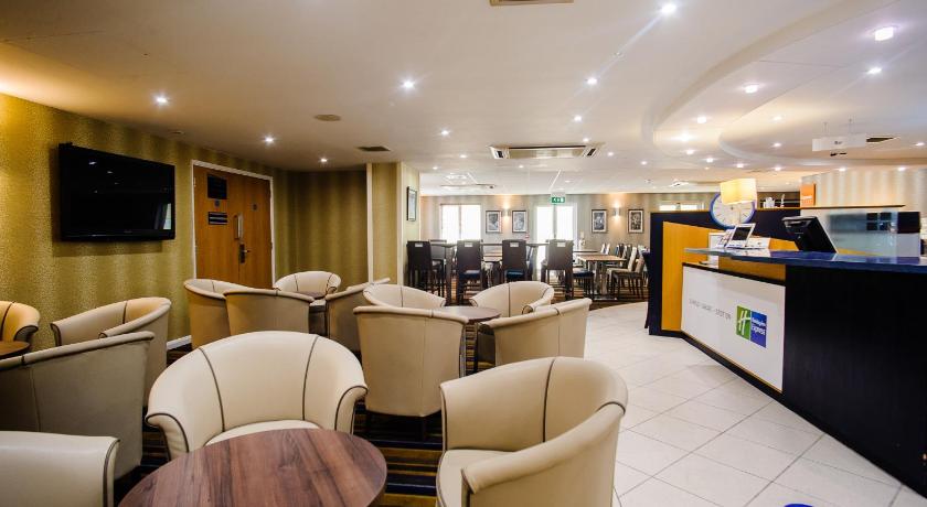 Holiday Inn Express Canterbury