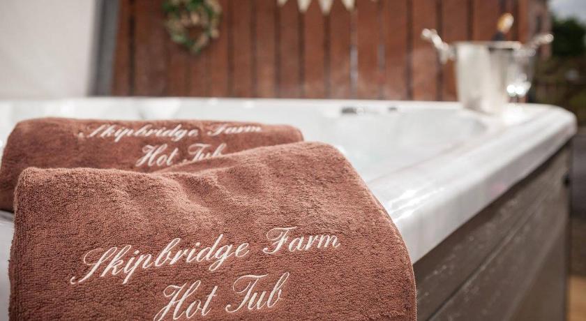 Skipbridge Farm Cottages