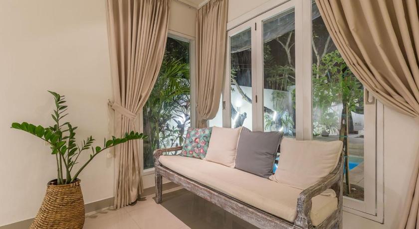 Modern Pool Villa Verone in Seminyak, Bali photo