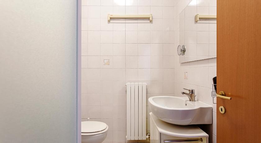Comfy Apartment in Corso Como photo