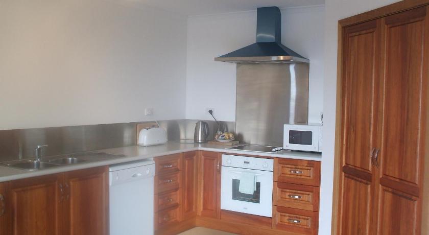 St Helens On The Bay Apartments photo