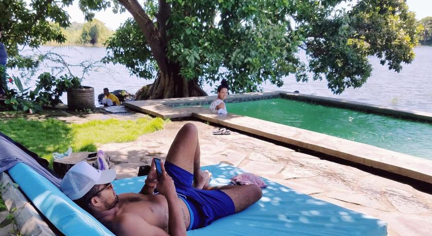 Isleta El Recedo, Entire Island with Personal Staff photo