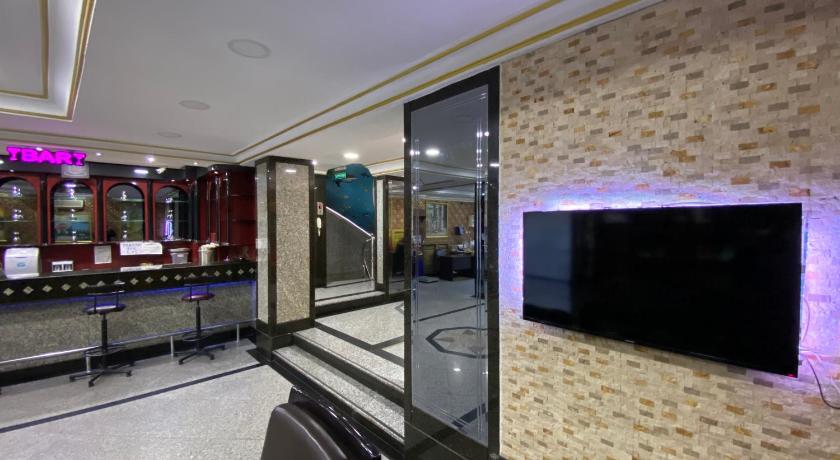 Grand Oral Hotel - image 10
