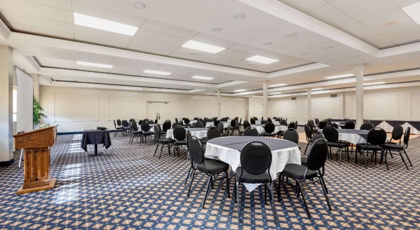 Quality Inn Hotel Sarnia