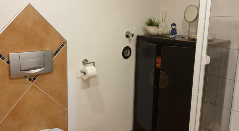 Ferienwohnung Neuss Spelter Entire Apartment Dortmund Deals Photos Reviews