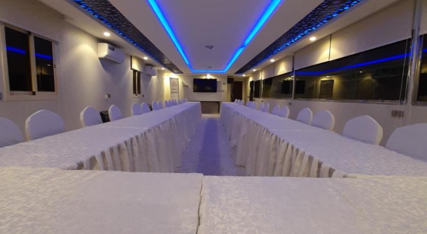 Qasr Alshamal Hotel photo