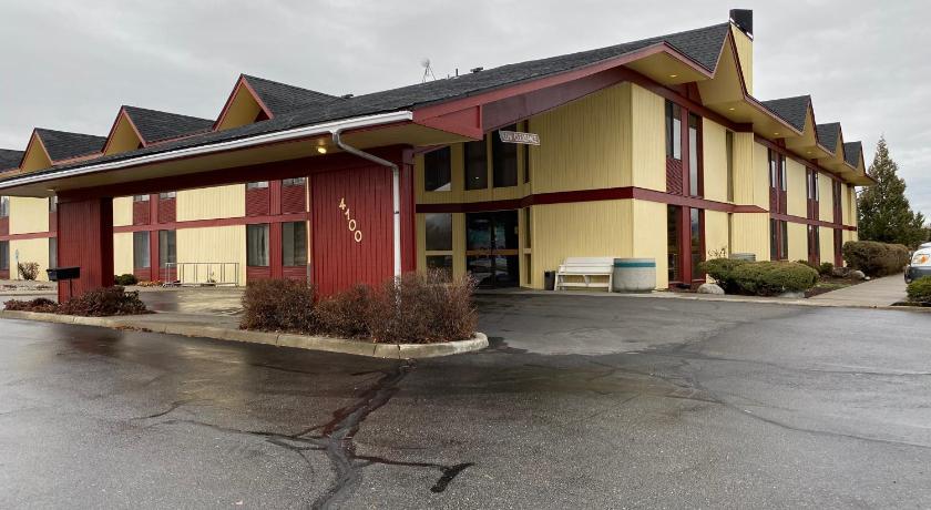 Red Lion Inn and Suites Post Falls