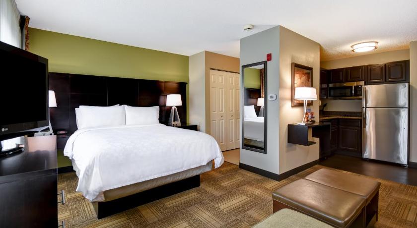 Staybridge Suites Grand Rapids-Kentwood