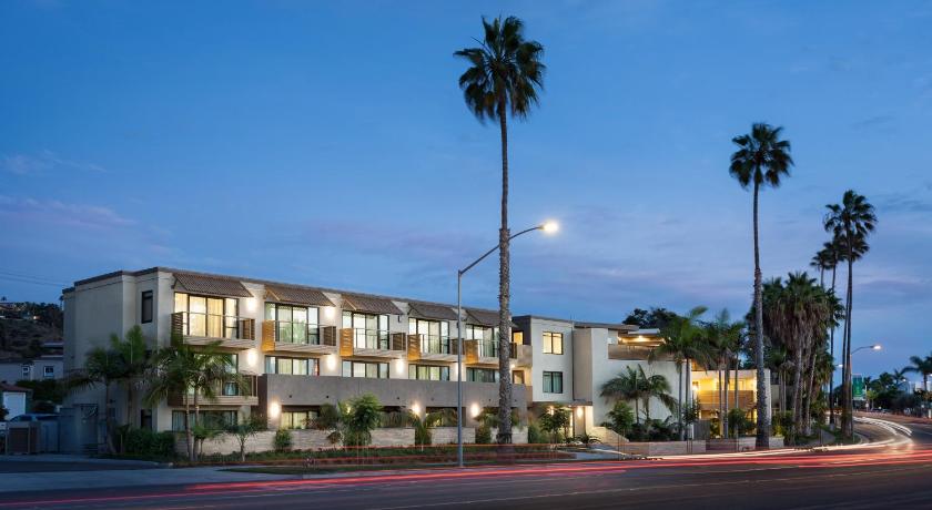 Holiday Inn Express and Suites La Jolla - Windansea Beach