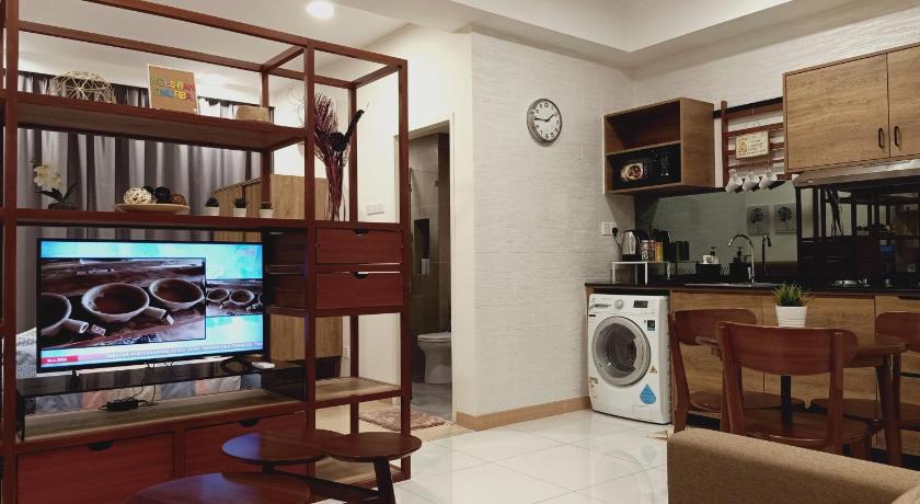 Desiran @ Timurbay - seafront studio apartment with WiFi — Hotel in Kuantan