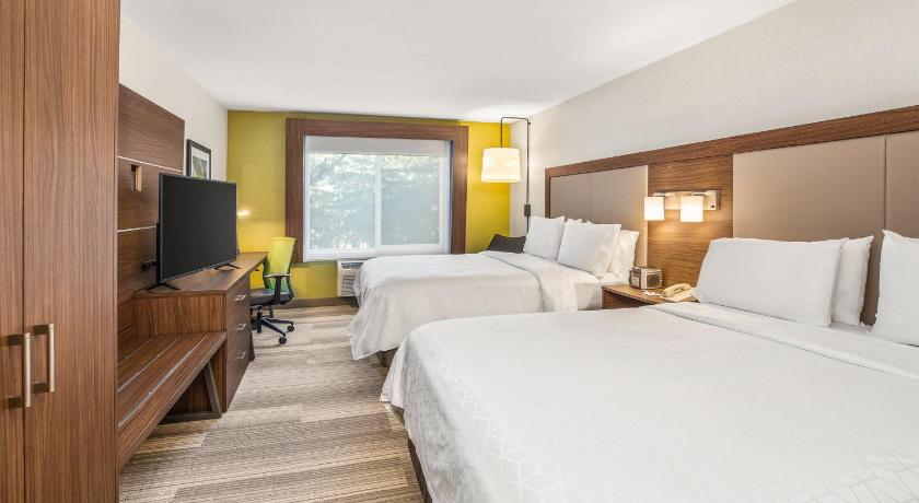 Holiday Inn Express Hotel & Suites Tacoma