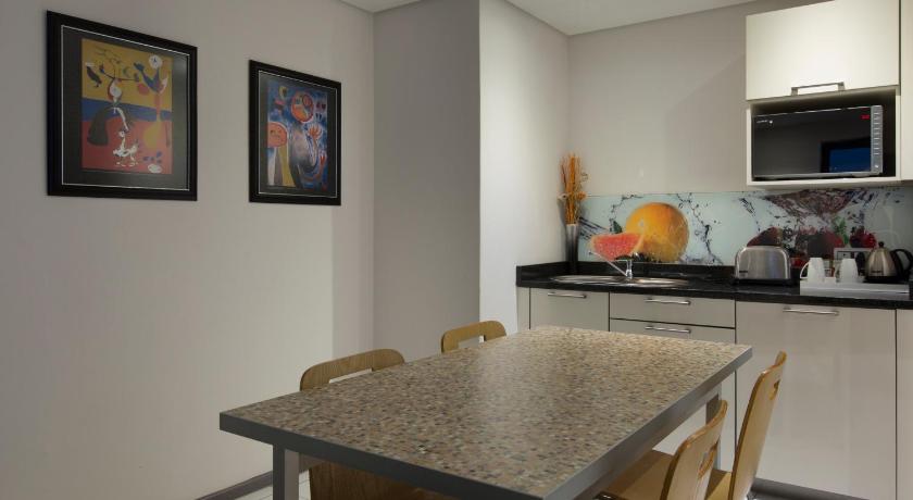 Image of Executive Room 17