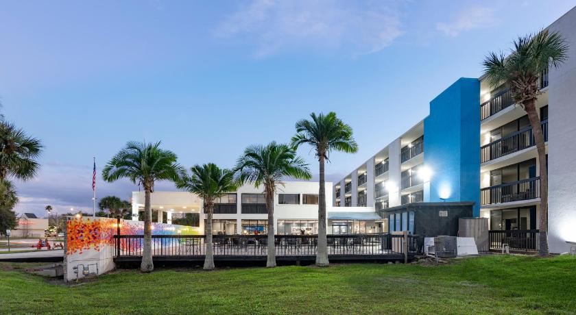 올랜도 (FL) Hotel Monreale Express International Drive Orlando 3성급 숙소 외관