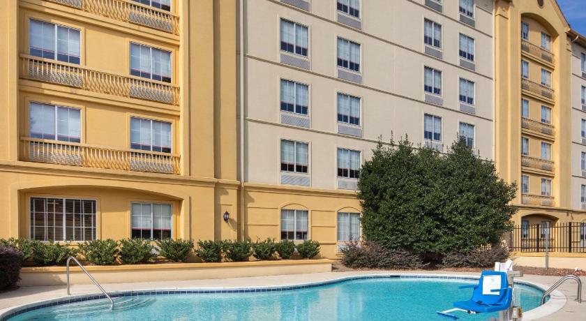 亞特蘭大 La Quinta Inn & Suites by Wyndham Atlanta Ballpark/Galleria 2星级 酒店 客房