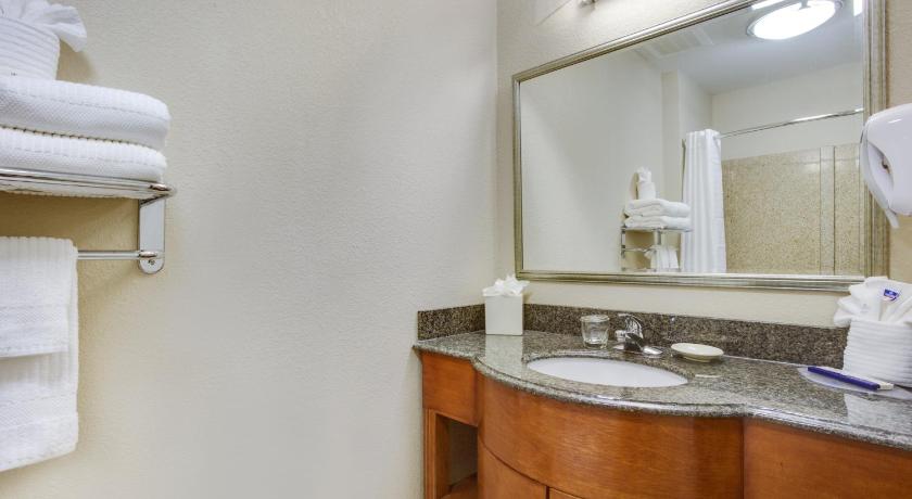 Candlewood Suites Virginia Beach-Norfolk