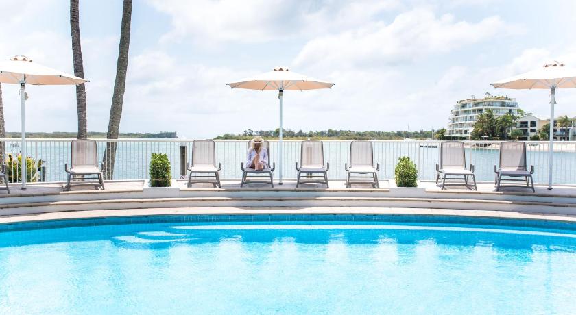 Noosa Pacific Riverfront Resort photo