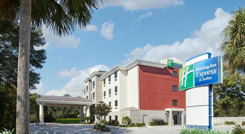 Holiday Inn Express Hotel & Suites Pensacola-West Navy Base photo