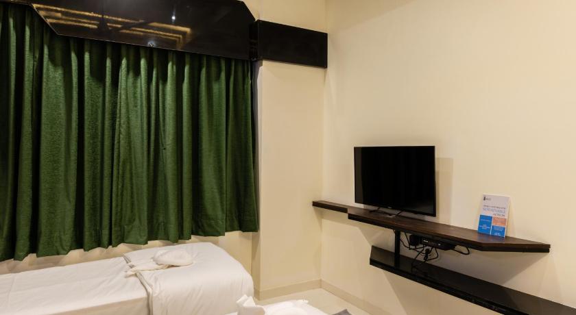 Image of Standard Queen Room 5