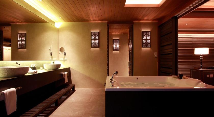 Image of 1BR Luxury Pool Villa Ocean View 2