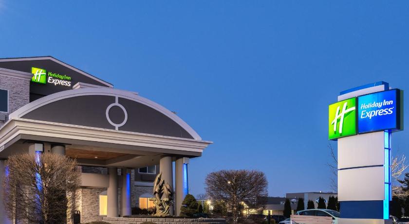 Holiday Inn Express Branford-New Haven photo