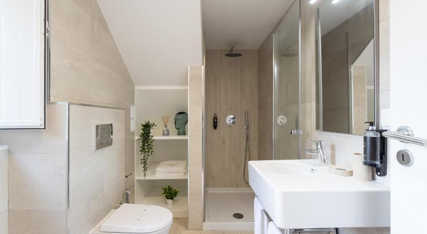 Duques Villa Luxury Guesthouse - 105