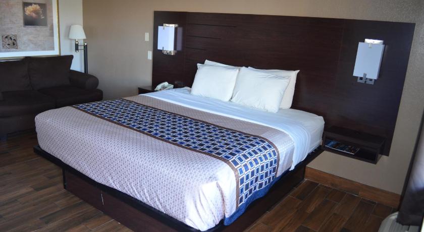 Hill Country Inn photo