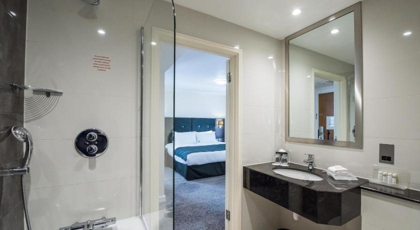 Image of King Suite 2