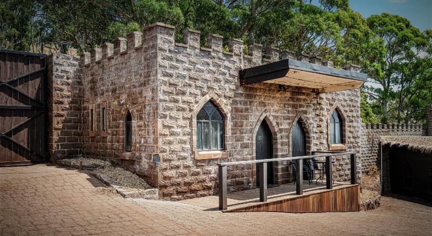 Kryal Castle Suites photo