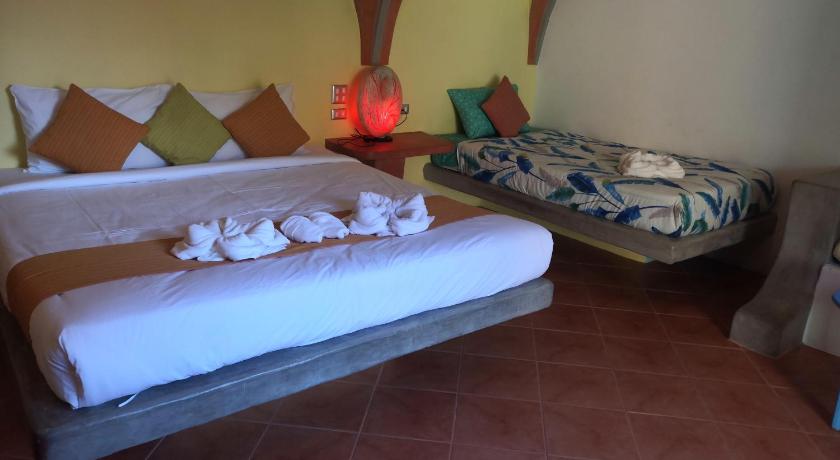 Pandora Lifestyle Hotel - image 32