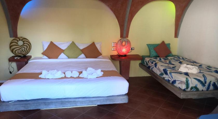 Pandora Lifestyle Hotel - image 37