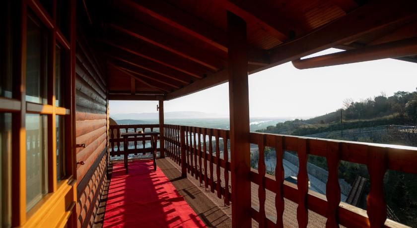 Hotel Shpija e Gjyshit photo