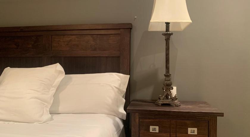 Image of One-Bedroom Apartment (4 Adults) 8