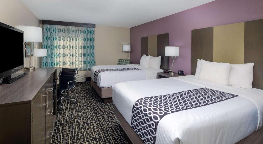 La Quinta Inn & Suites by Wyndham Snellville-Stone Mountain