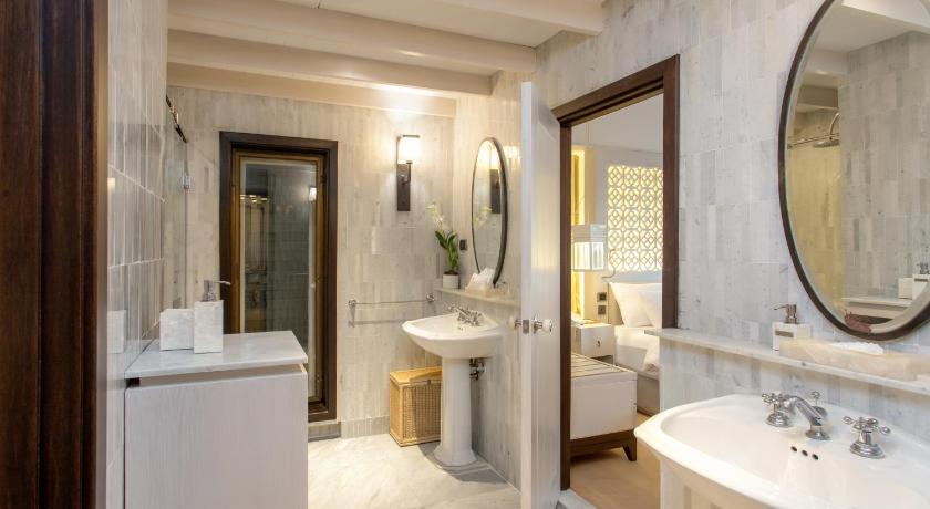 Image of 2 Bedroom Pool Villa 12