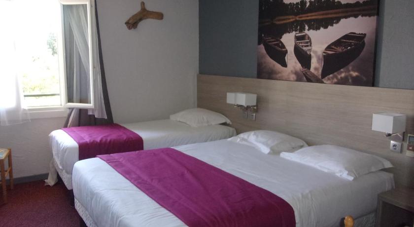 Image of Triple Room (1 Double Bed + 1 Single Bed) 5