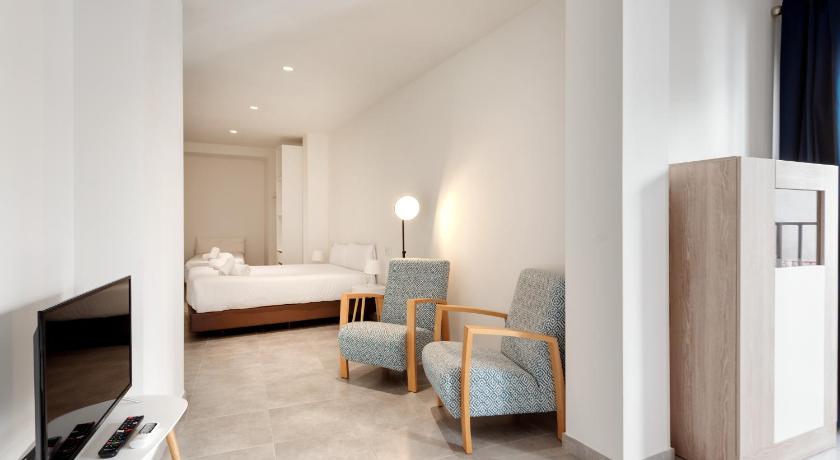 Apartamentos Quijano by Be Alicante photo