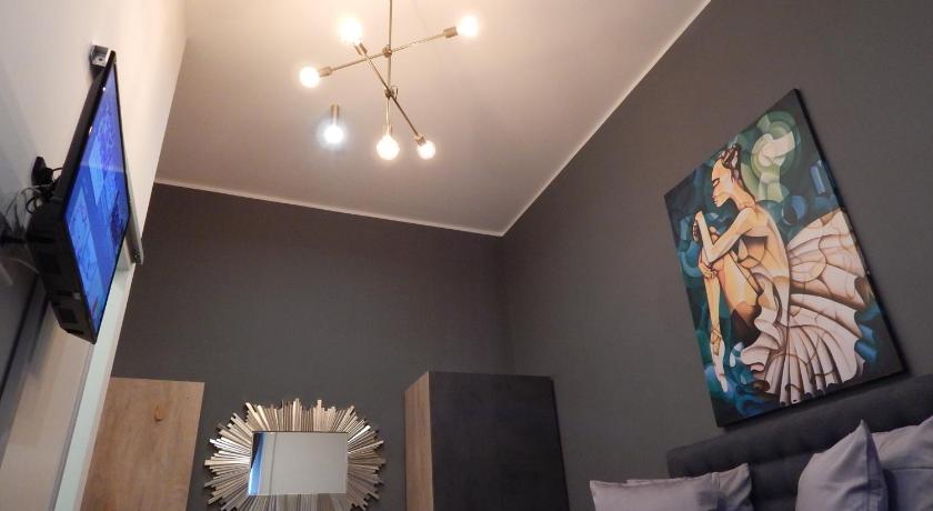 Gold Rooms and Suite photo