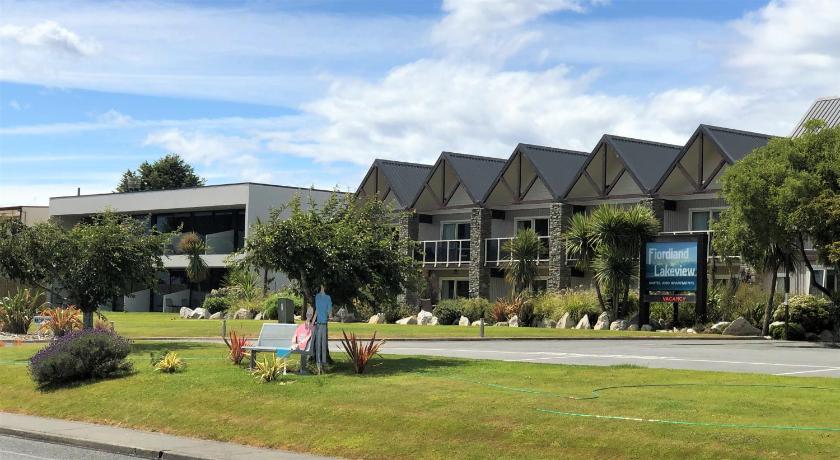 Fiordland Lakeview Motel and Apartments