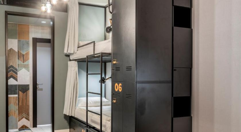 10베드 혼성 도미토리룸 내 침대입니다. (Bed in 10-Bed Mixed Dormitory Room) 이미지 0