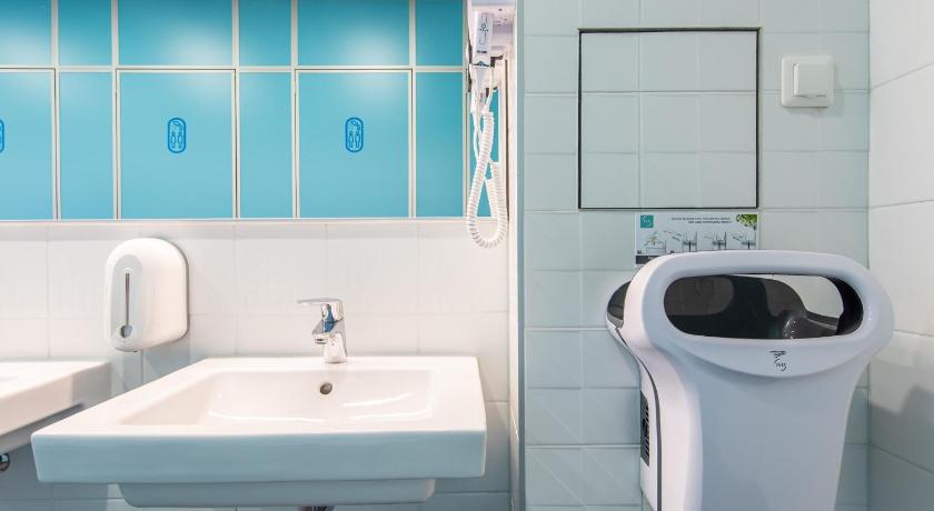 Capsule Hostels Tallinn photo
