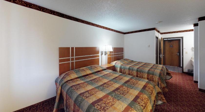 Waconia Inn and Suites