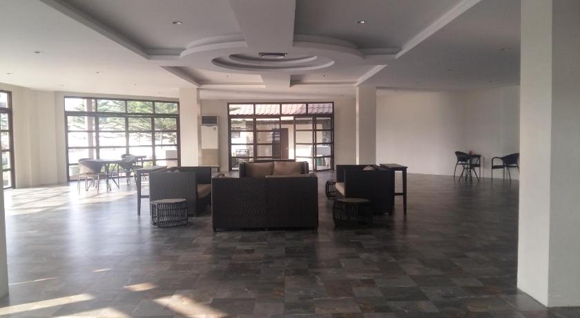 StayPlus Metro Manila Solano Hills Tropical Home Suite photo
