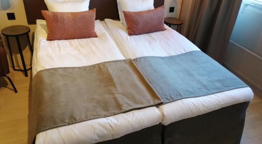 Image of Business Double Room 8