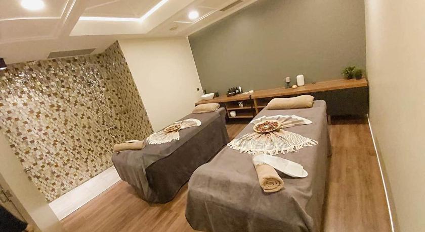 Sarnic Premier Hotel & SPA - image 8