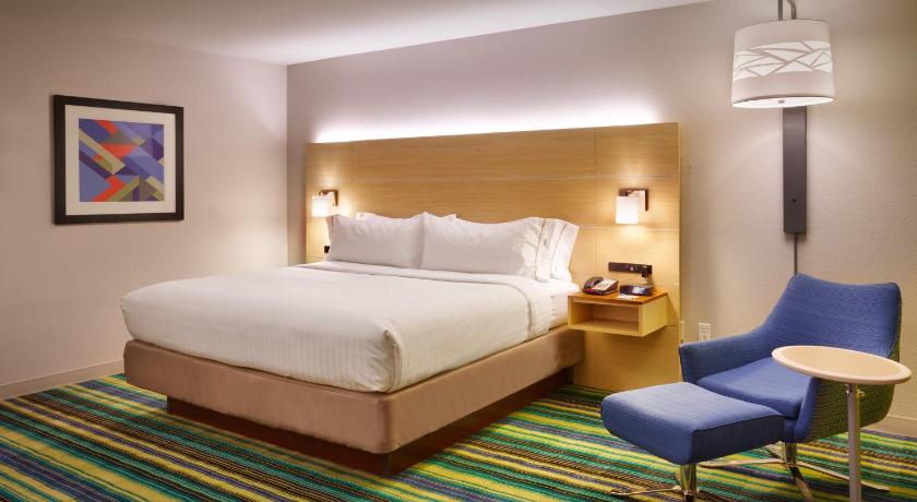 Holiday Inn Express & Suites Phoenix West - Buckeye